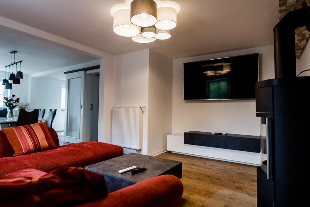 Rosenchalet Leinach Екстериор снимка