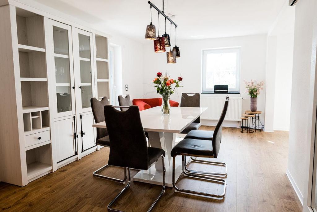 Rosenchalet Leinach Екстериор снимка