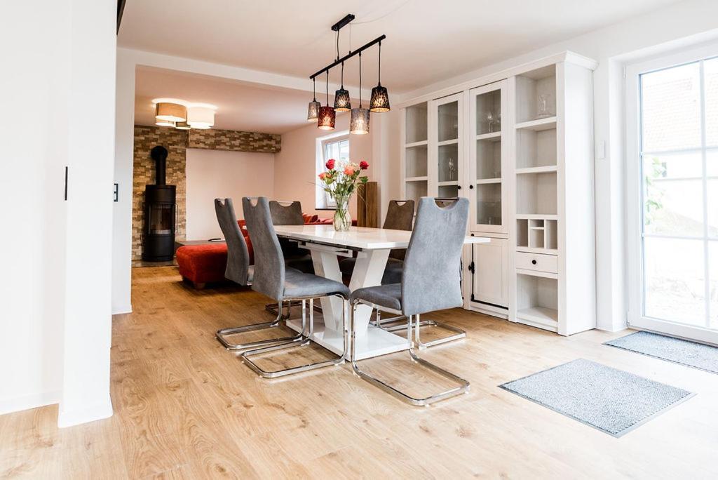 Rosenchalet Leinach Екстериор снимка